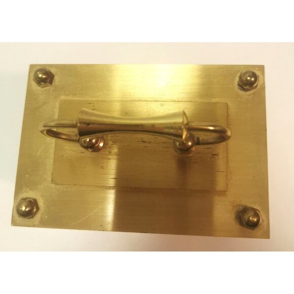 Equity Quartz, Brass Table Clock, Hong Kong - Picture 9 of 13